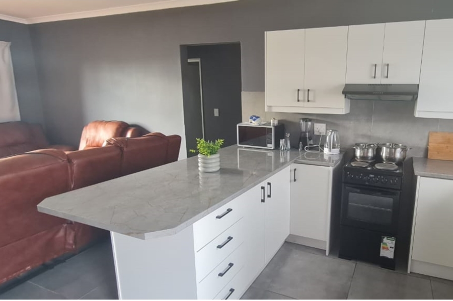 To Let 2 Bedroom Property for Rent in Belmont Park Western Cape